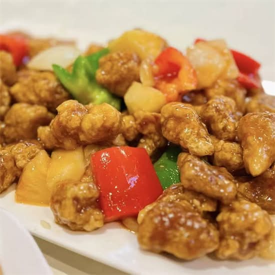 凤梨咕噜肉 Sweet & Sour Pork with Pineapple